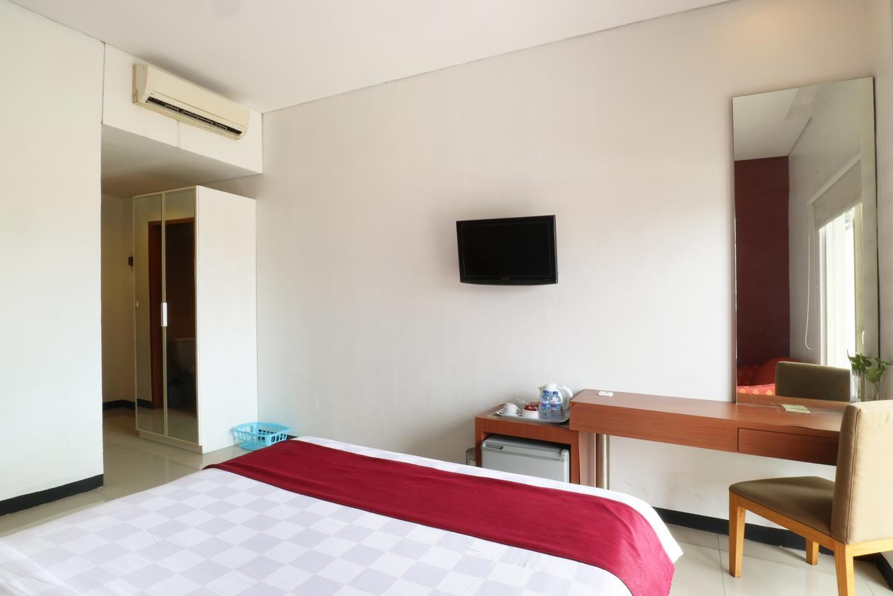 Hotel Blue Pacific Yakarta Exterior foto